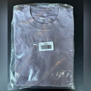 Hollister Heavyweight Boxy Fit T-shirt - Size Small - New with Tags